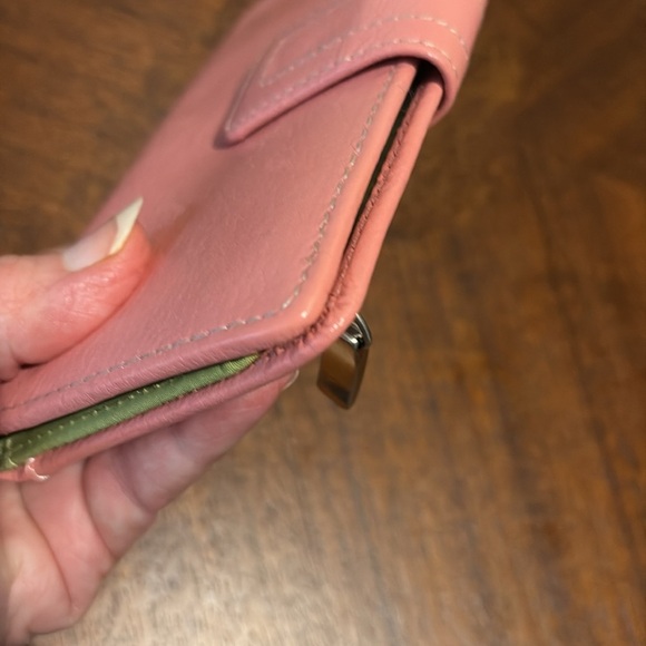 Fossil  wallet  billfold  card holder checkbook cover  leather  pink smooth NWOT - Picture 13 of 15
